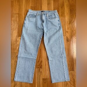 FASHION NOVA Low-Rise Wide Leg Jeans (Light Wash Denim)